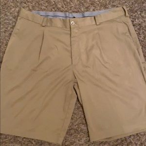 Nike Golf Shorts-Standard fit with Dri-fit